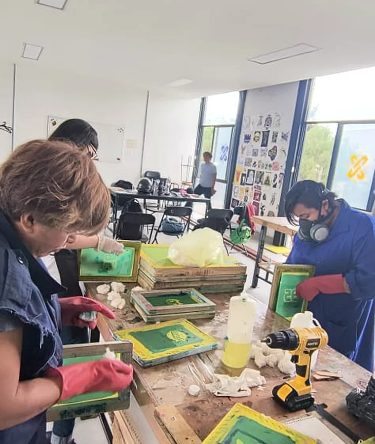 Taller de serigrafía de La Dulce Tradición Iztapalapa